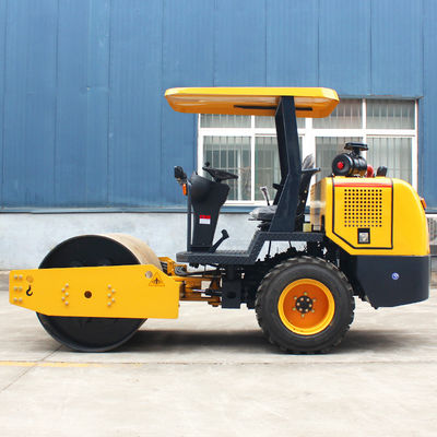 Использованный дорожный ролик 3,5 тонны 4 тонны TUFF TORQ JAPAN Гидравлический насос вибрационный компрессор с хорошим