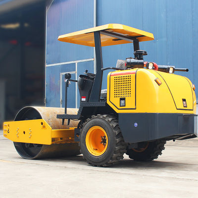 Использованный дорожный ролик 3,5 тонны 4 тонны TUFF TORQ JAPAN Гидравлический насос вибрационный компрессор с хорошим